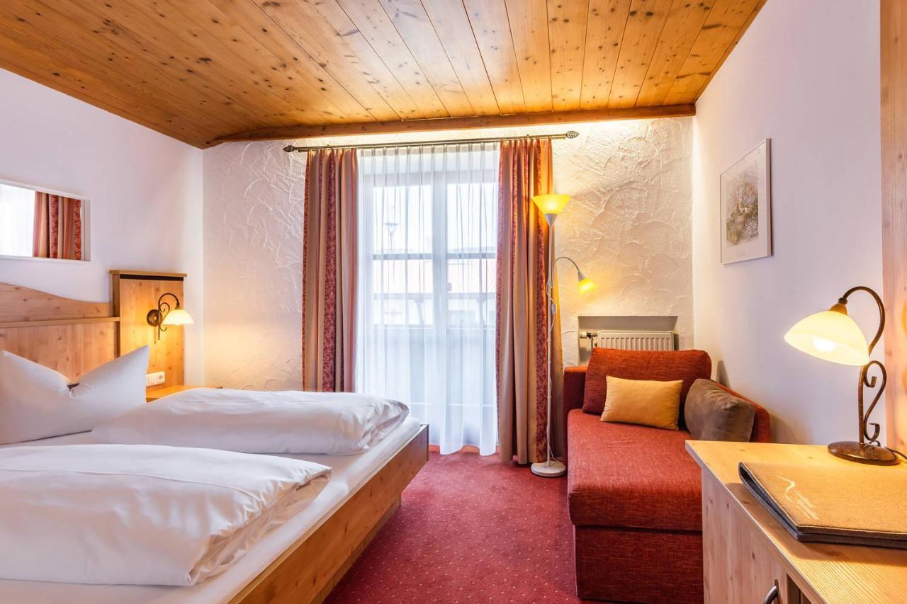 Das Maximilian - Feines Landhotel Am Шлирзее Екстериор снимка